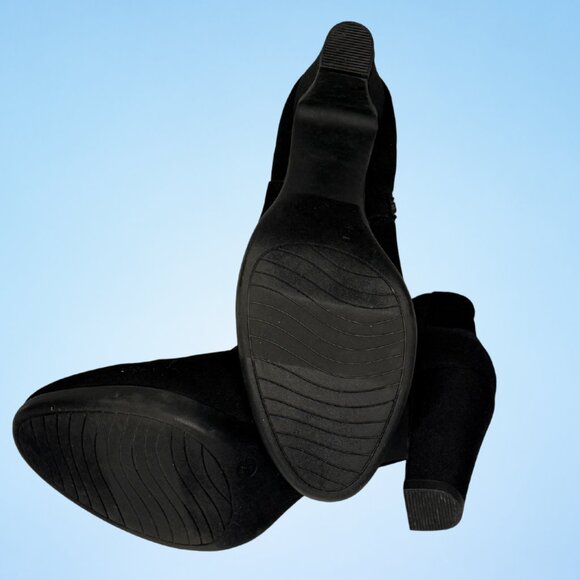 Lauren Blackwell Black Suede-Look Ankle Boots, Block Heel Zip Booties, Size 7 - Picture 6 of 6